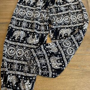 Black and White Boho Elephant Print Harem Style Capris, Size S